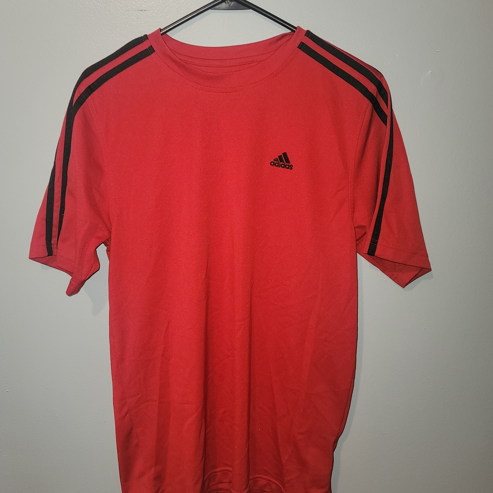 Adidas Men's Red T-Shirt